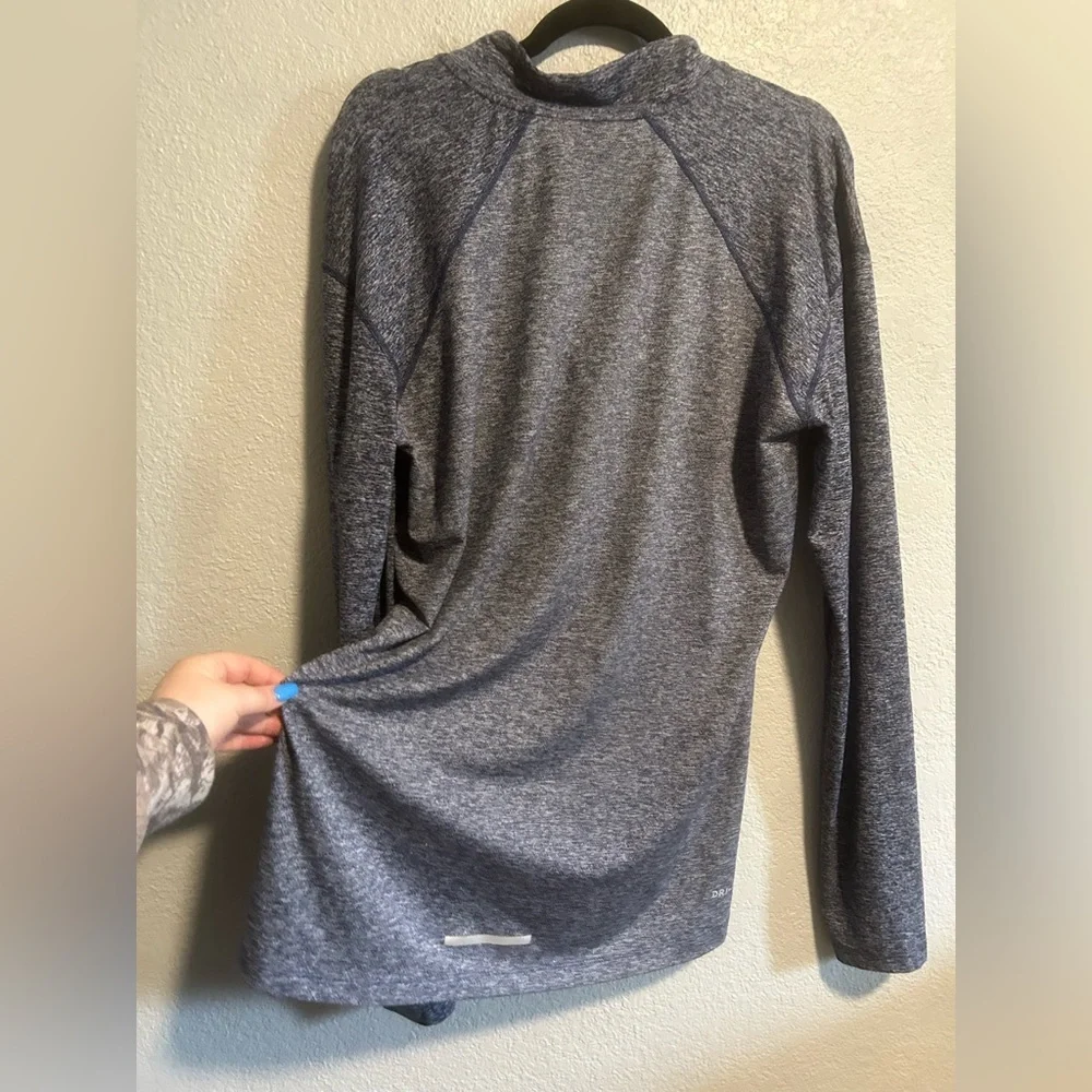 Men’s Nike running half zip
